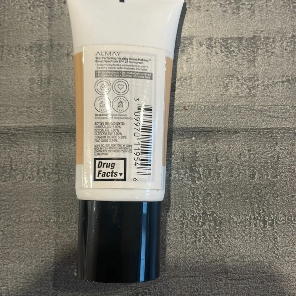 Almay Skin Perfecting Healthy Biome Makeup